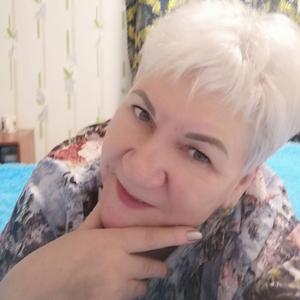 Девушки в Санкт-Петербурге: Людмила, 60 - ищет парня из Санкт-Петербурга