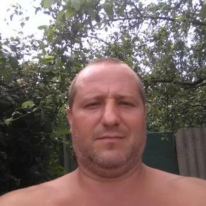 El Hi, 44 года, Павлоград