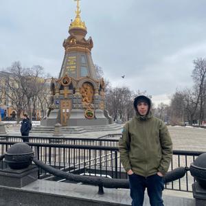 Роман, 22 года, Москва