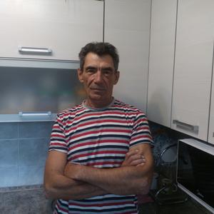 Александр, 68 лет, Иркутск