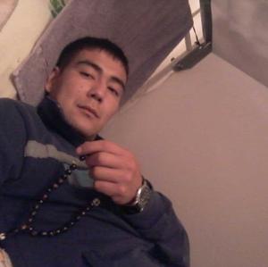 Абай Базарбаев, 29 лет, Семейка