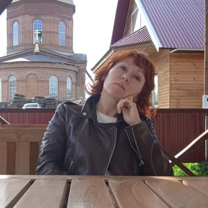 Девушки в Екатеринбурге: Наташа, 46 - ищет парня из Екатеринбурга