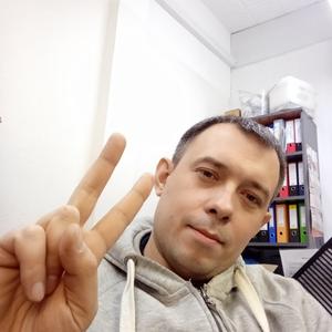 Анатолий, 36 лет, Томск