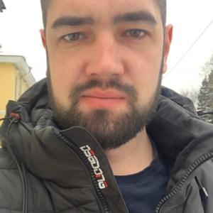 Парни в Гатчине: Сергей, 29 - ищет девушку из Гатчины