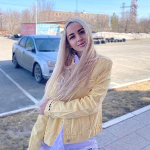 Девушки в Казани (Татарстан): Самина, 26 - ищет парня из Казани (Татарстан)