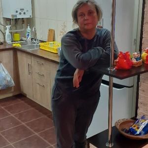 Девушки в Крымске: Марина, 49 - ищет парня из Крымска