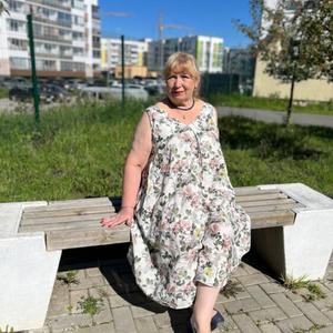 Девушки в Екатеринбурге: Наташа, 63 - ищет парня из Екатеринбурга