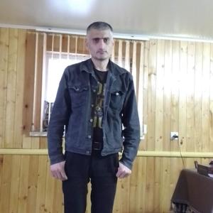 Парни в Ессентуках: Георгий, 38 - ищет девушку из Ессентуков