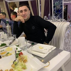 Агент, 40 лет, Ереван