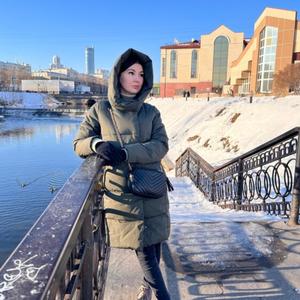 Девушки в Екатеринбурге: Альбина, 35 - ищет парня из Екатеринбурга