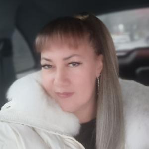 Юлия, 44 года, Чистополь