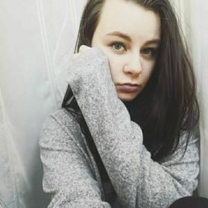 Девушки в Омске: Софья, 27 - ищет парня из Омска