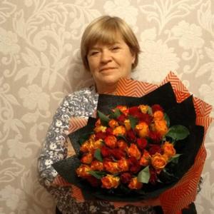 Девушки в Ульяновске: Любовь, 66 - ищет парня из Ульяновска