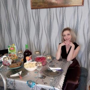 Ирина, 48 лет, Санкт-Петербург
