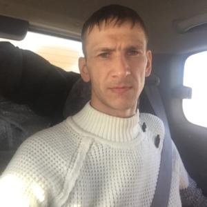 Артём, 32 года, Казань