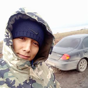 Парни в Уфе (Башкортостан): Ровшан, 22 - ищет девушку из Уфы (Башкортостан)