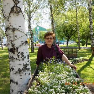 Девушки в Киселевске: Раиса, 64 - ищет парня из Киселевска
