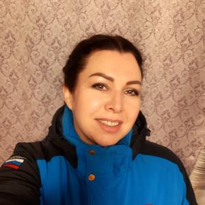 Девушки в Геленджике: Ольга, 44 - ищет парня из Геленджика