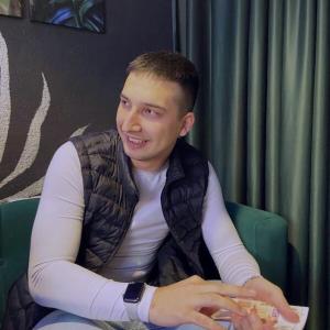 Парни в Лесосибирске: Максим Орловский, 22 - ищет девушку из Лесосибирска