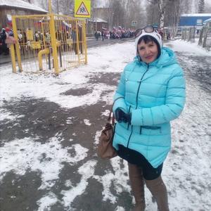 Девушки в Томске: Наталья, 63 - ищет парня из Томска