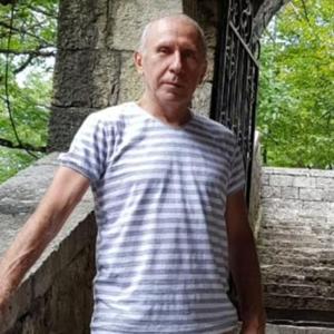 Сергей, 65 лет, Волгоград
