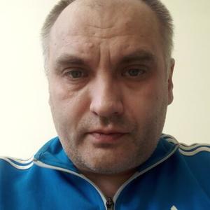 Парни в Перми: Олег, 47 - ищет девушку из Перми