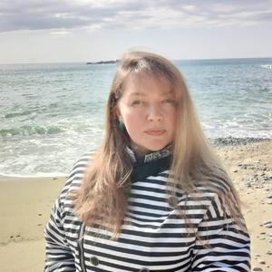 Ольга, 46 лет, Уссурийск