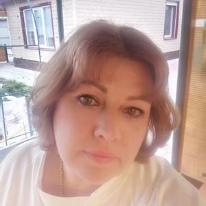 Девушки в Оренбурге: Елена, 45 - ищет парня из Оренбурга