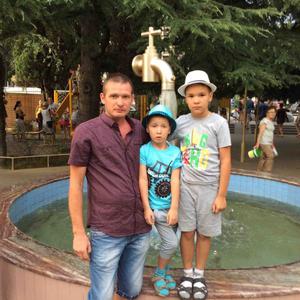 Парни в Зеленодольске (Татарстан): Айрат, 39 - ищет девушку из Зеленодольска (Татарстан)