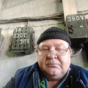 Валерий, 55 лет, Омск