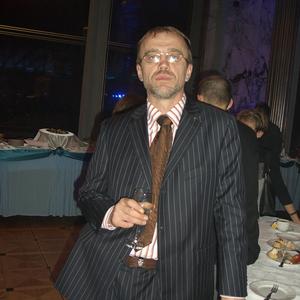 Руслан, 62 года, Брянск