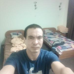 Виктор, 35 лет, Междуреченск