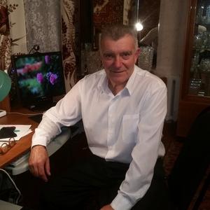 Юрий, 61 год, Брянск