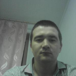 Парни в Радужный (Ханты-Мансийский АО): Александр, 32 - ищет девушку из Радужный (Ханты-Мансийский АО)