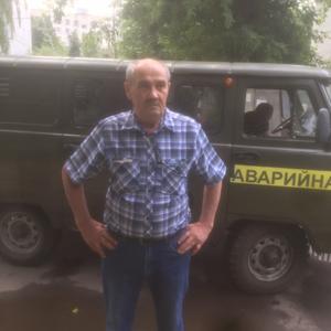 Юрий, 68 лет, Москва