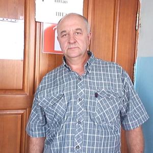 Анатолий, 58 лет, Псков
