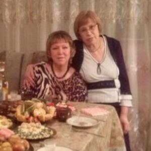 Девушки в Альметьевске: Рамзия, 58 - ищет парня из Альметьевска