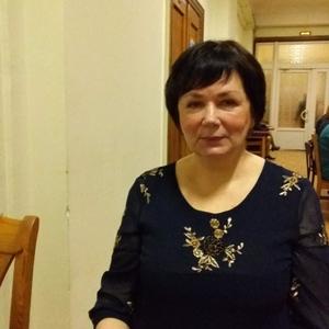 Галина, 65 лет, Санкт-Петербург