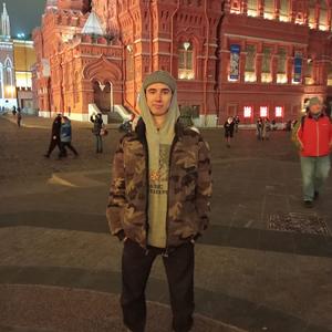 Парни в Екатеринбурге: Кирилл, 25 - ищет девушку из Екатеринбурга