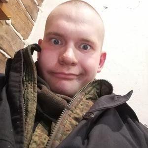 Алексей, 22 года, Мартюш