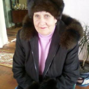 Девушки в Калининграде: Анна, 74 - ищет парня из Калининграда