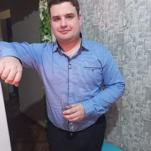 Парни в Челябинске: Сергей, 28 - ищет девушку из Челябинска