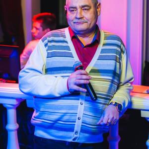 Парни в Азове: Михаил Головачев, 57 - ищет девушку из Азова