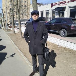 Парни в Владивостоке: Илья, 40 - ищет девушку из Владивостока