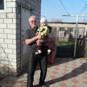 Парни в Волгограде: Леонид, 71 - ищет девушку из Волгограда