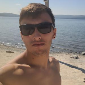 Руслан, 22 года, Уфа
