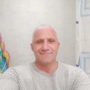Vladislav, 49 лет, Тюмень