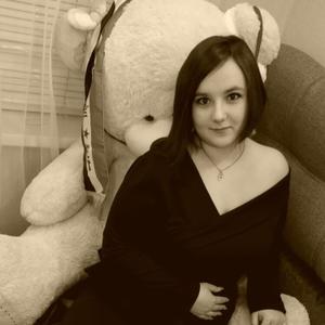 Девушки в Мурманске: Кристина, 27 - ищет парня из Мурманска