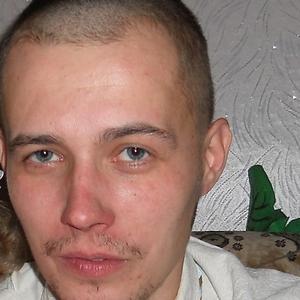 Виталий, 37 лет, Сосногорск