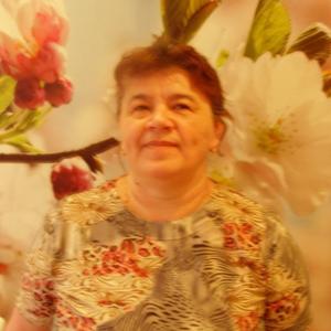 Девушки в Мурманске: Валериевна, 66 - ищет парня из Мурманска